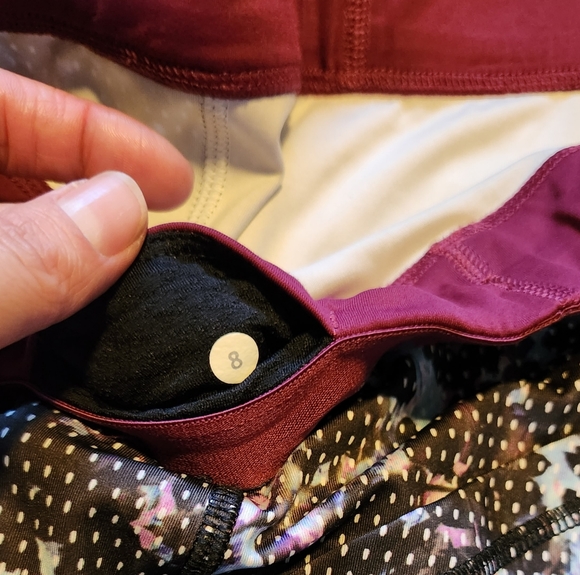 Lululemon size 8 shorts - Picture 4 of 4